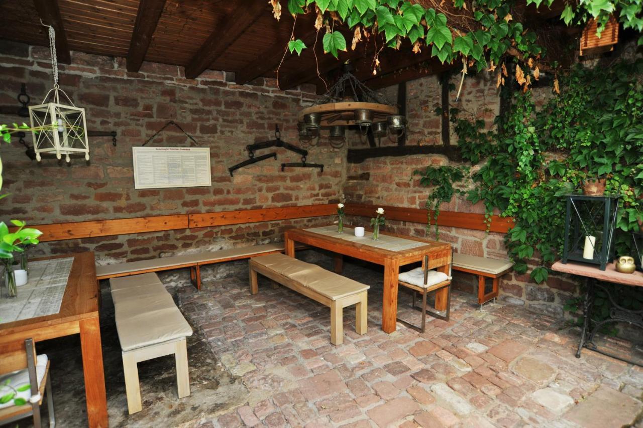 Gasthaus Zur Krone Großheubach Eksteriør bilde